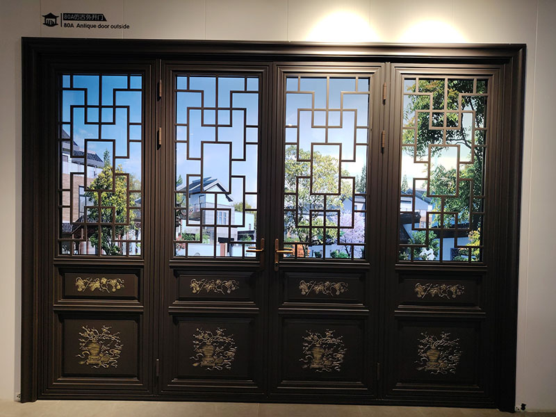80仿古外开门